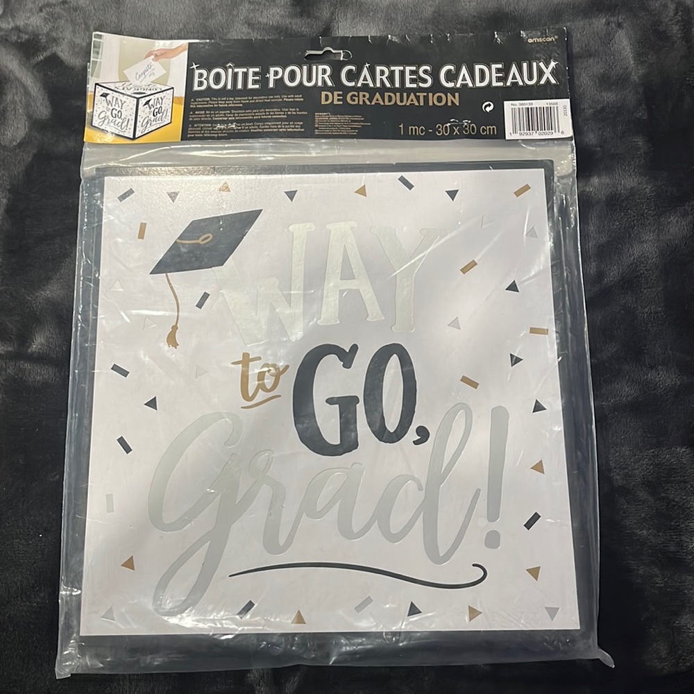 Graduation Card Box. NWT